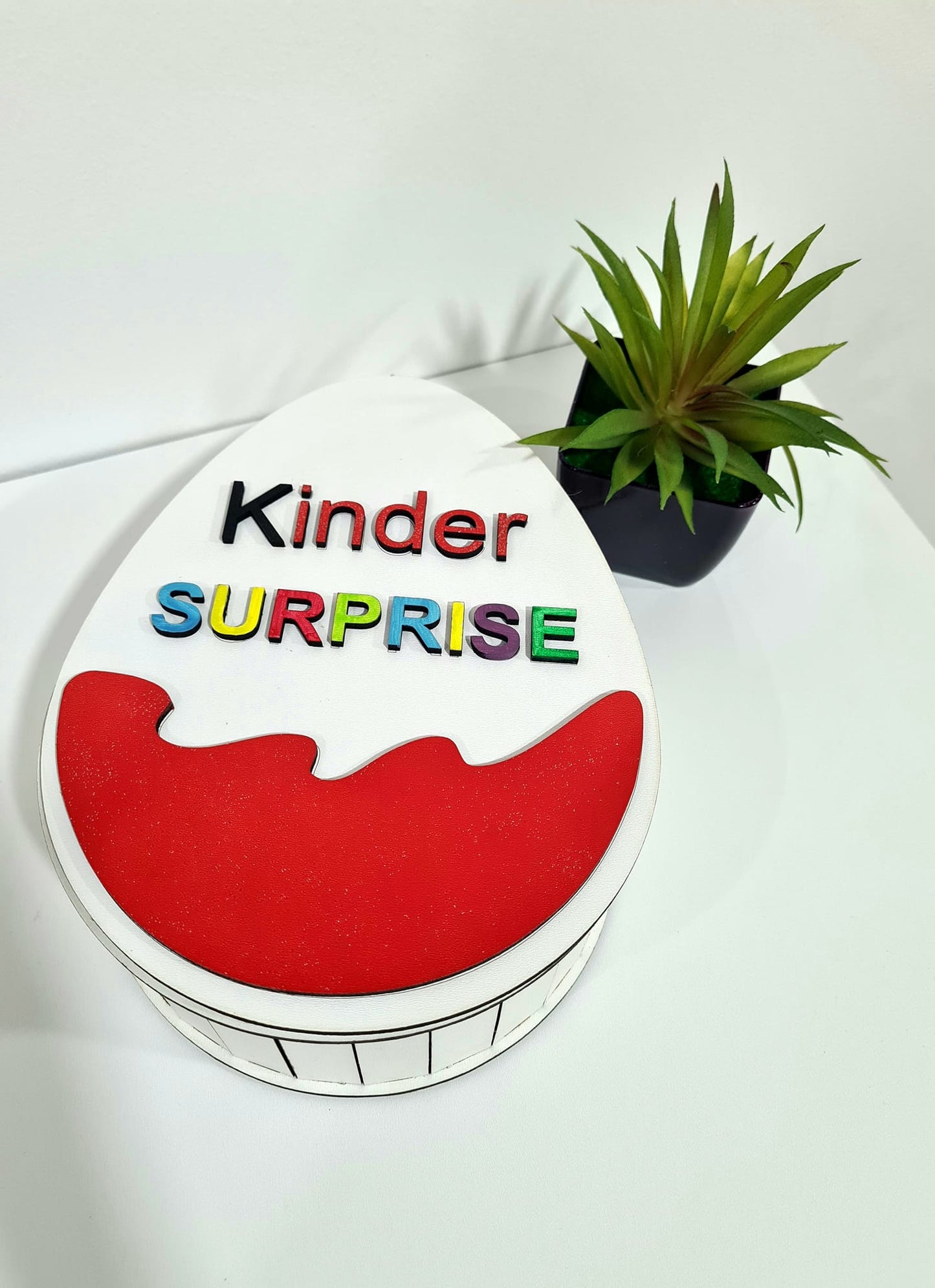 Kinder jaje kutija
